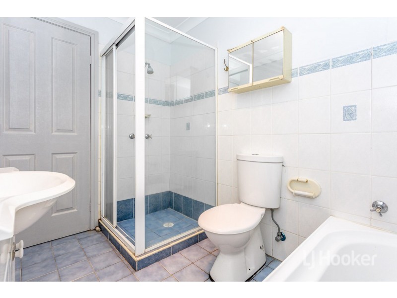 1/187 Targo Road, Girraween NSW 2145