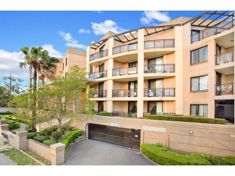 23/9-13 Griffiths Street, Blacktown NSW 2148