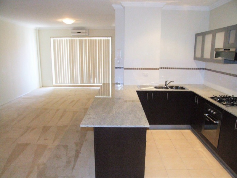 27/8-18 Wallace Street, Blacktown NSW 2148