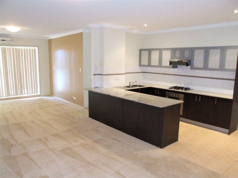 27/8-18 Wallace Street, Blacktown NSW 2148