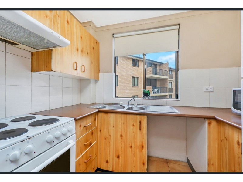 32/5 Griffiths Street, Blacktown NSW 2148