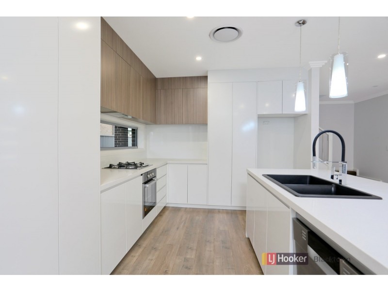 2A Charlton Road, Lalor Park NSW 2147