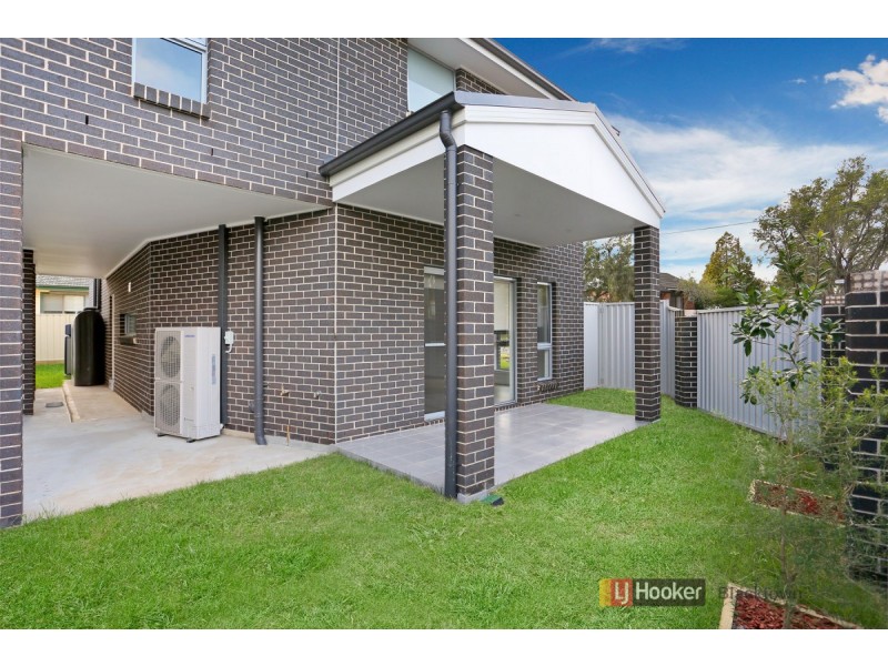 2A Charlton Road, Lalor Park NSW 2147
