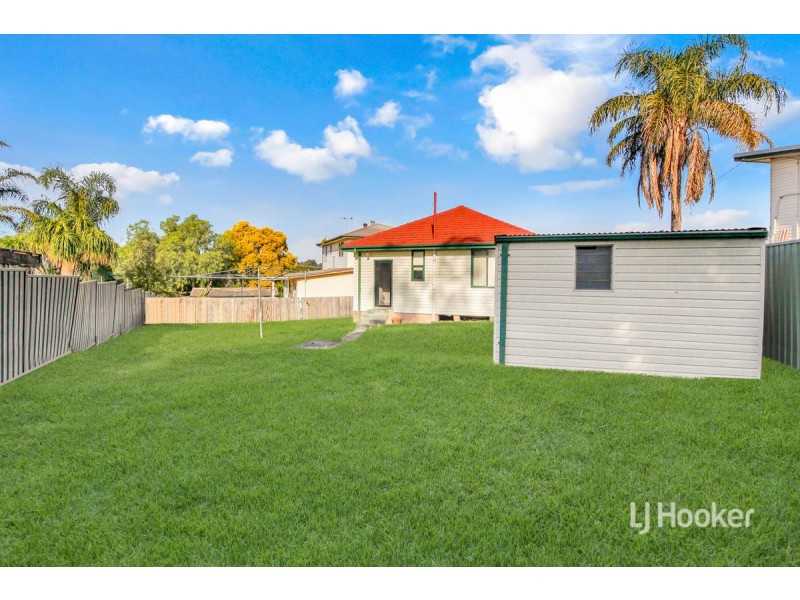 4 Lily Place, Lalor Park NSW 2147
