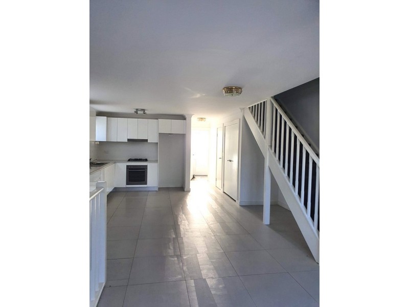 1/32 Tallawong Avenue, Blacktown NSW 2148