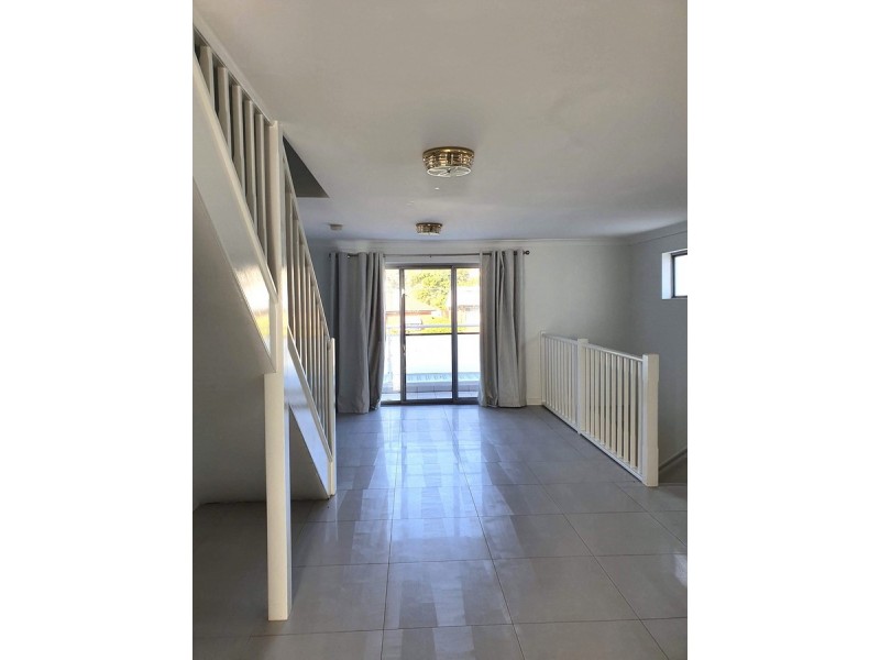 1/32 Tallawong Avenue, Blacktown NSW 2148