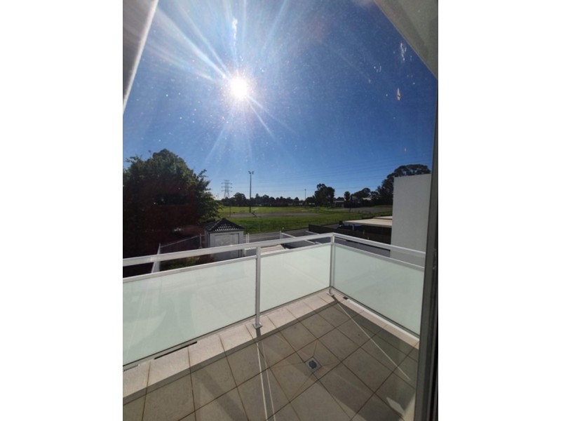 1/32 Tallawong Avenue, Blacktown NSW 2148