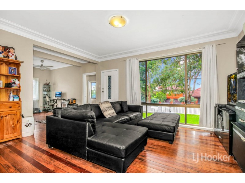 4 Dina Beth Avenue, Blacktown NSW 2148