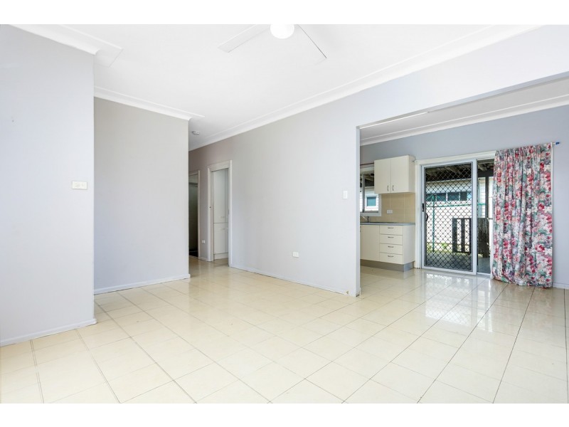 27 Curran Road, Marayong NSW 2148