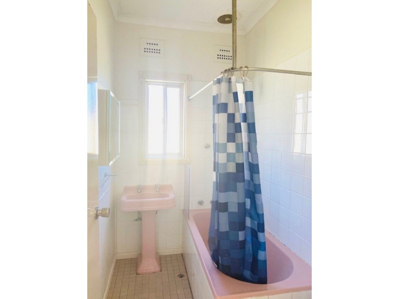 48 Newton Road, Blacktown NSW 2148