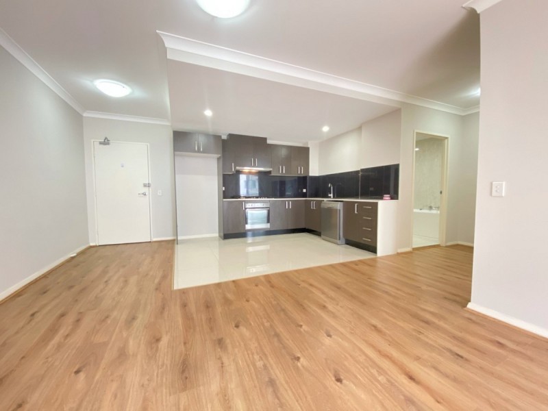 207/8C Myrtle Street, Prospect NSW 2148