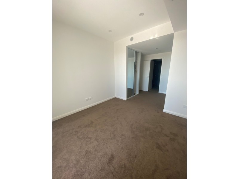 804/5 Second Avenue, Blacktown NSW 2148