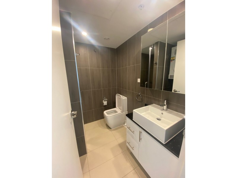 804/5 Second Avenue, Blacktown NSW 2148