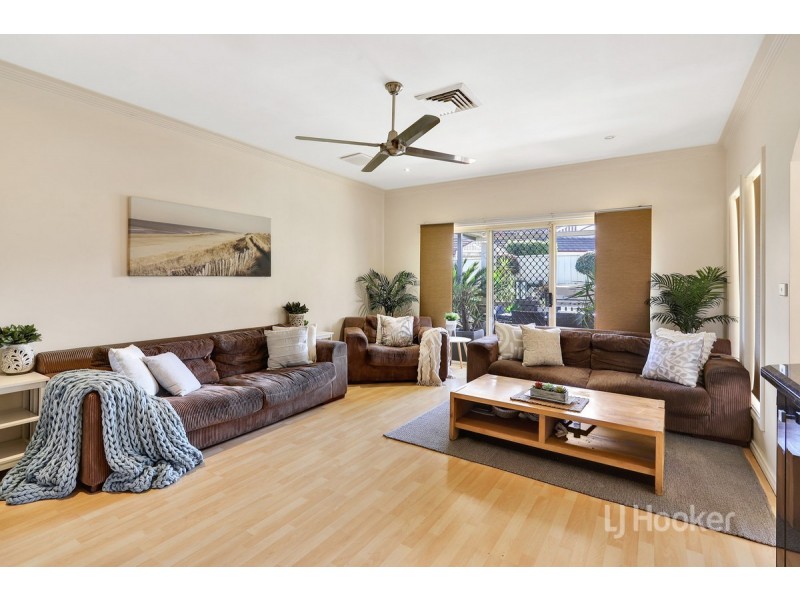 22 Crestreef Drive, Acacia Gardens NSW 2763