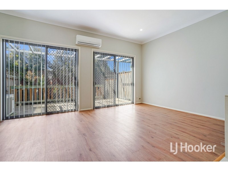 2/8E Myrtle Street, Prospect NSW 2148