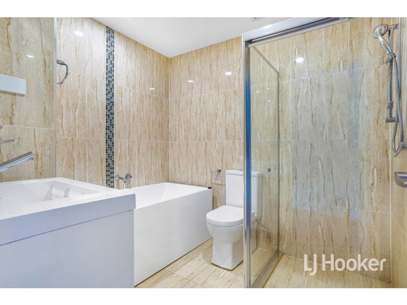 2/8E Myrtle Street, Prospect NSW 2148