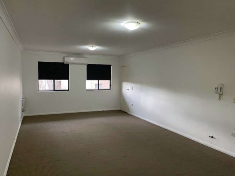 21/5-9 Fourth Avenue, Blacktown NSW 2148