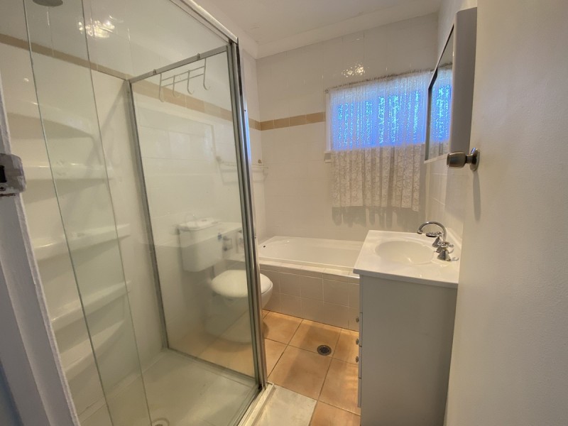 9 Derwent Parade, Blacktown NSW 2148