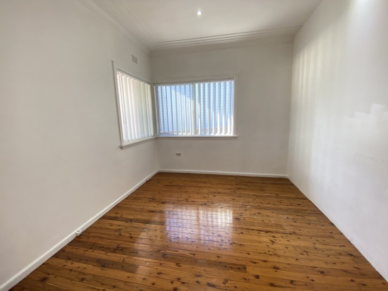 9 Derwent Parade, Blacktown NSW 2148