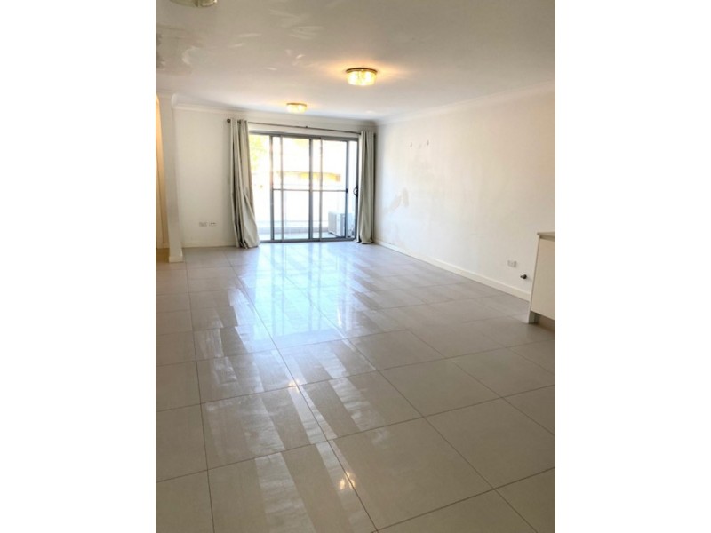 2/32 Tallawong Avenue, Blacktown NSW 2148