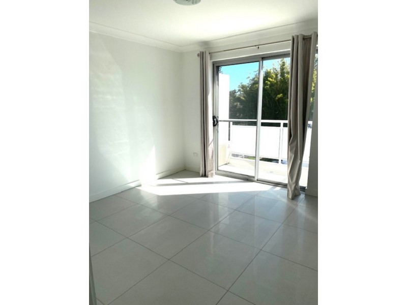 2/32 Tallawong Avenue, Blacktown NSW 2148