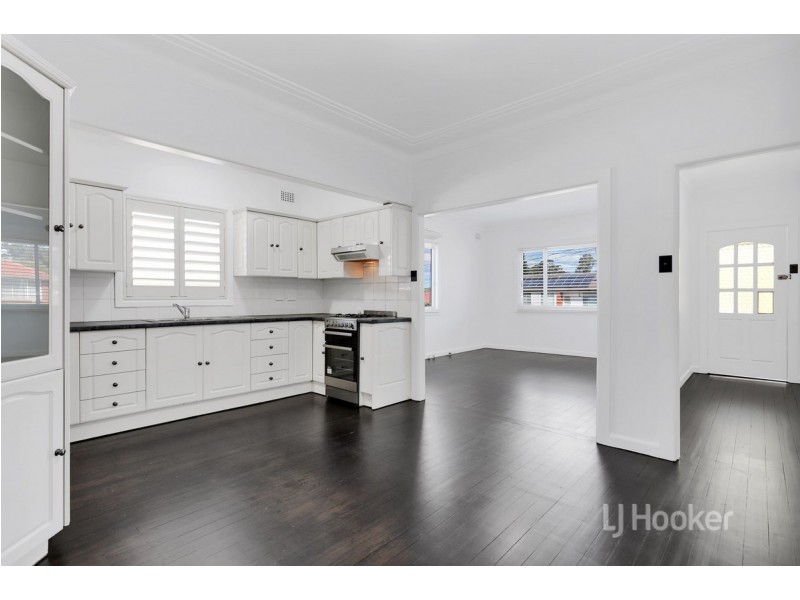 119 Newton Road, Blacktown NSW 2148