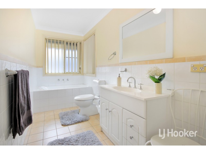 1/23-25 Shaughnessy Street, Oakhurst NSW 2761