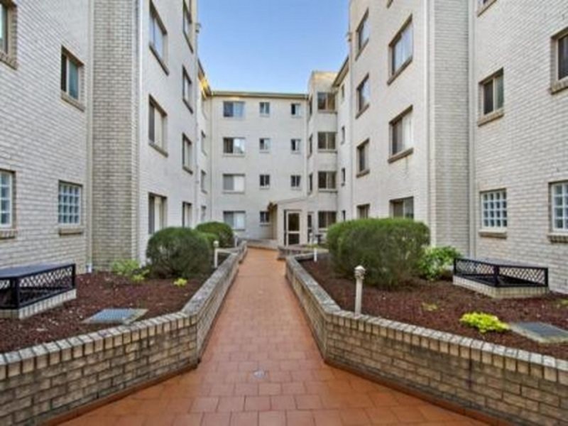 2/30-32 Fifth Avenue, Blacktown NSW 2148