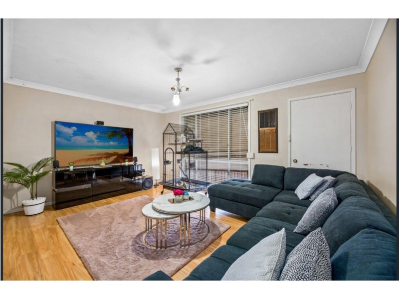 6 Canna Place, Quakers Hill NSW 2763