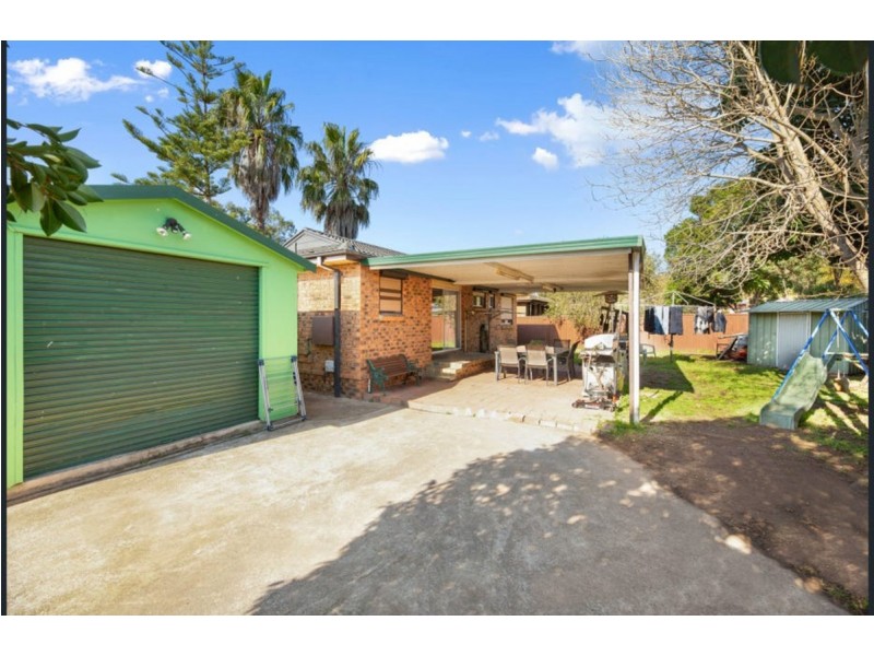 6 Canna Place, Quakers Hill NSW 2763