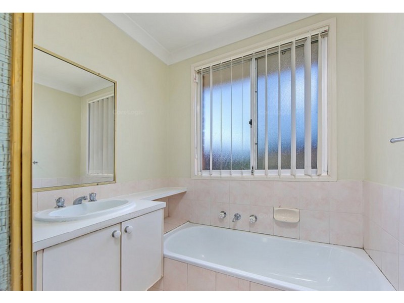 4 Peplow Place, Doonside NSW 2767