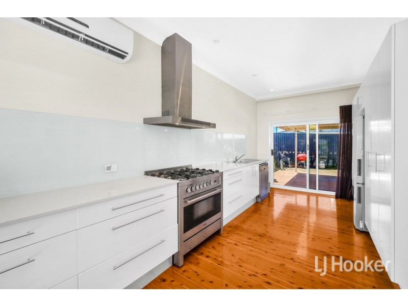 4 Veronica Crescent, Seven Hills NSW 2147