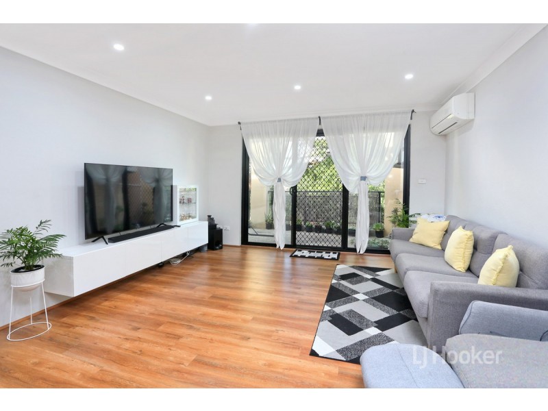 26/9-13 Griffiths Street, Blacktown NSW 2148