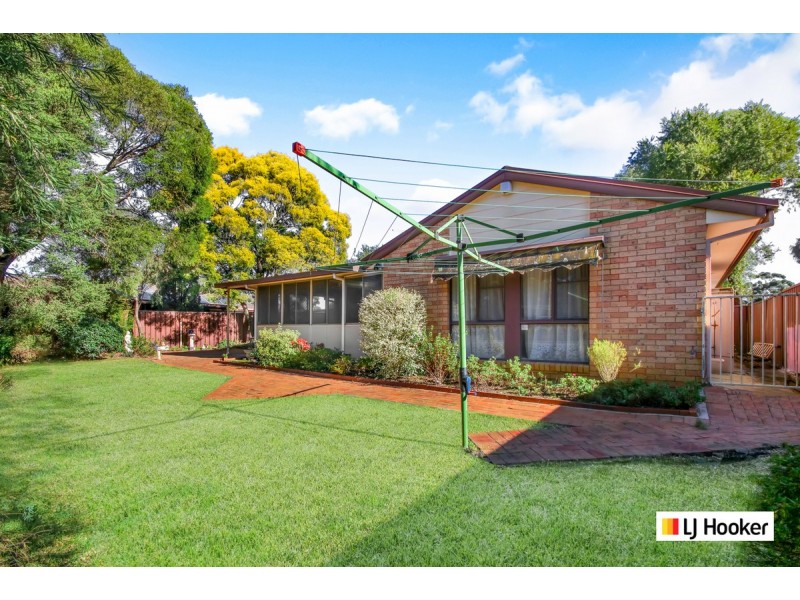 5 Jarrah Place, Doonside NSW 2767