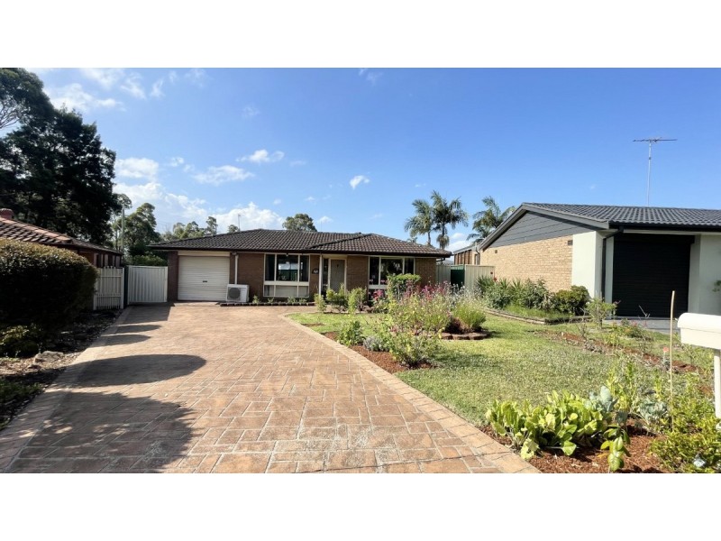 8 Alternate Place, Doonside NSW 2767