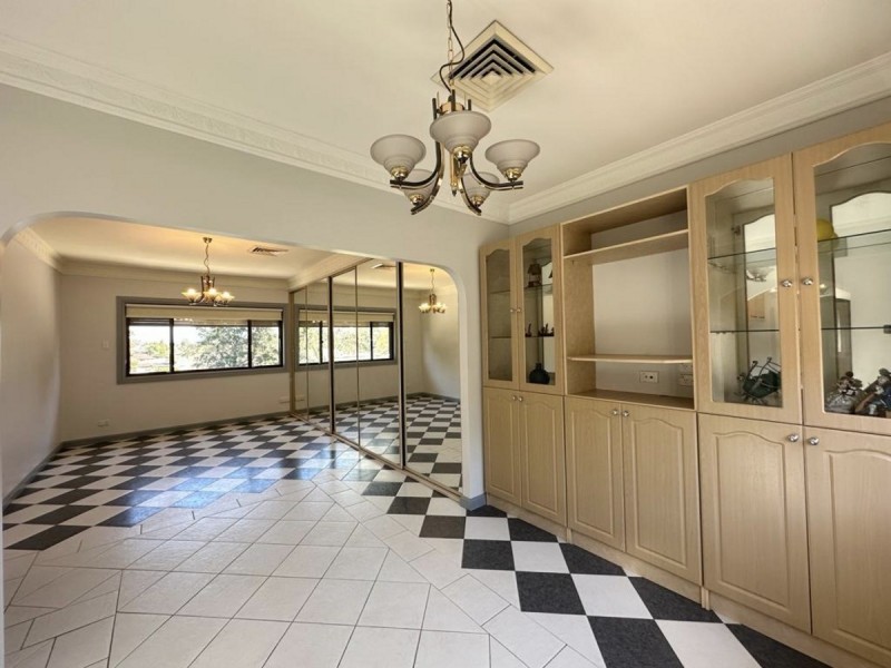 8 Tallawong Avenue, Blacktown NSW 2148