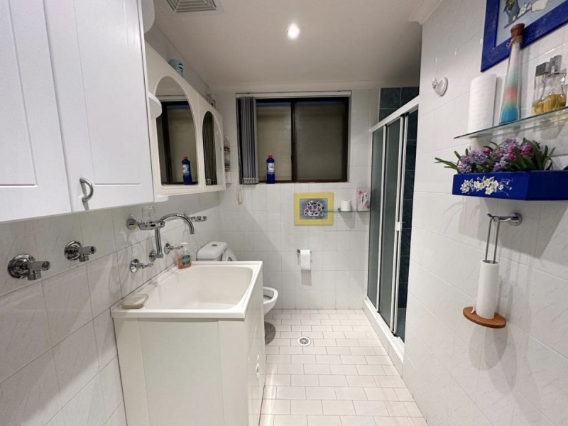 8 Tallawong Avenue, Blacktown NSW 2148