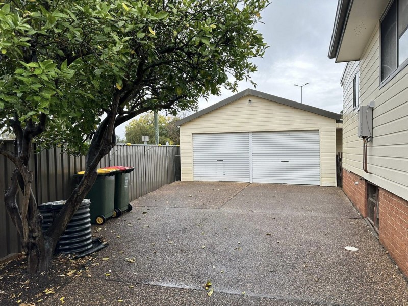 27 Winifred Crescent, Blacktown NSW 2148