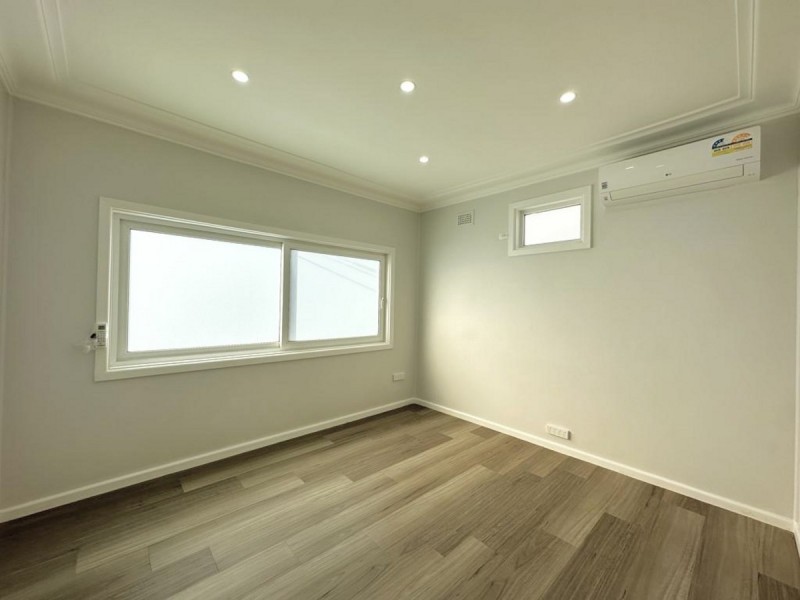 8 Tallawong Avenue, Blacktown NSW 2148