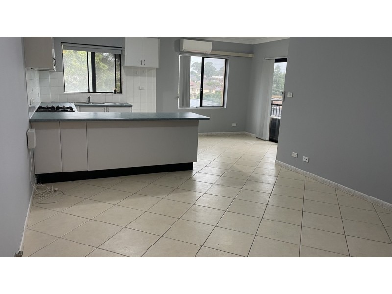 8/4-6 Clifton Street, Blacktown NSW 2148