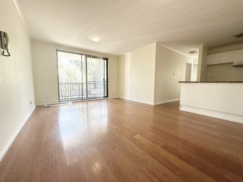 2/7 Griffiths Street, Blacktown NSW 2148