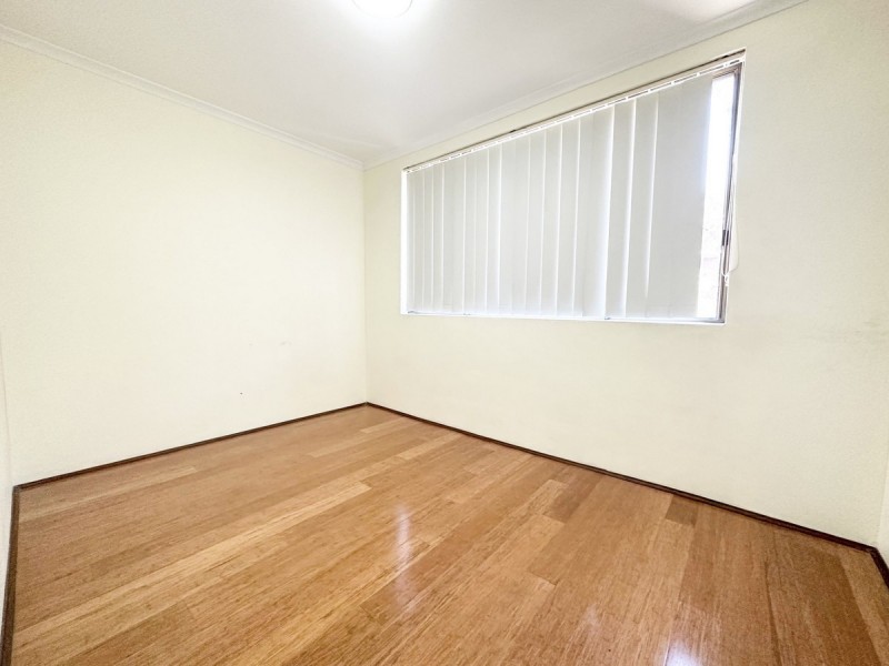 2/7 Griffiths Street, Blacktown NSW 2148