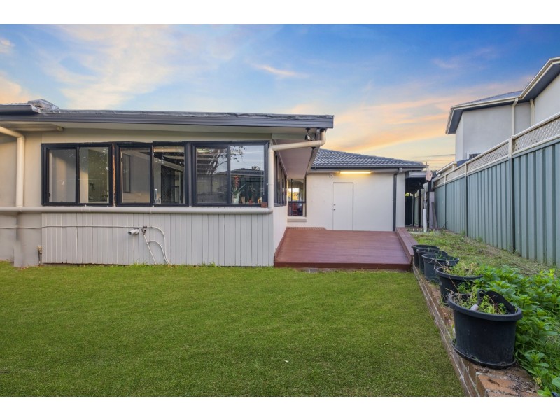 5 Oulton Street, Prospect NSW 2148
