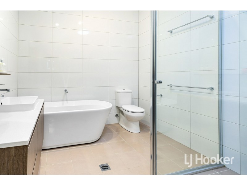 2/57 Putters Circuit, Blacktown NSW 2148