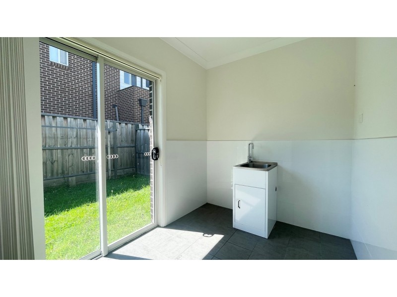 21B Megalong Street, The Ponds NSW 2769