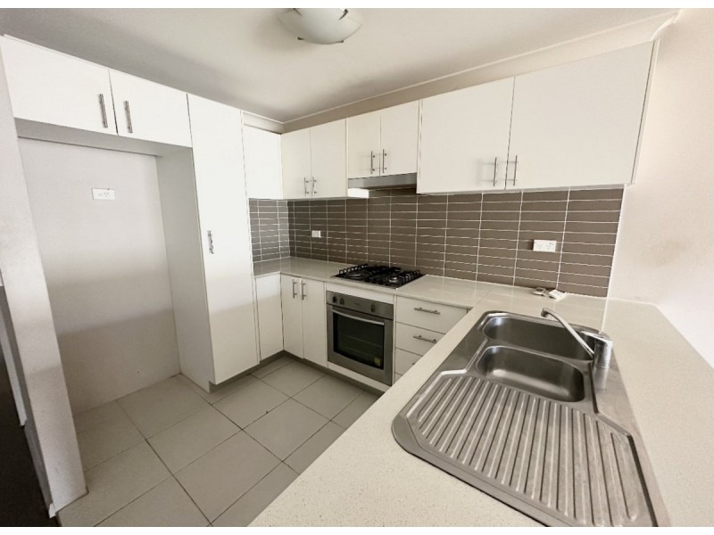 32/26-34 Clifton Street, Blacktown NSW 2148