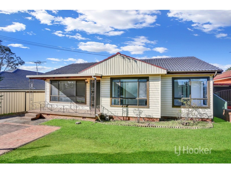 16 Derwent Parade, Blacktown NSW 2148