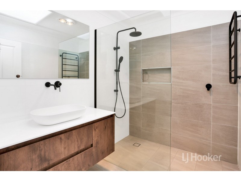 16 Derwent Parade, Blacktown NSW 2148