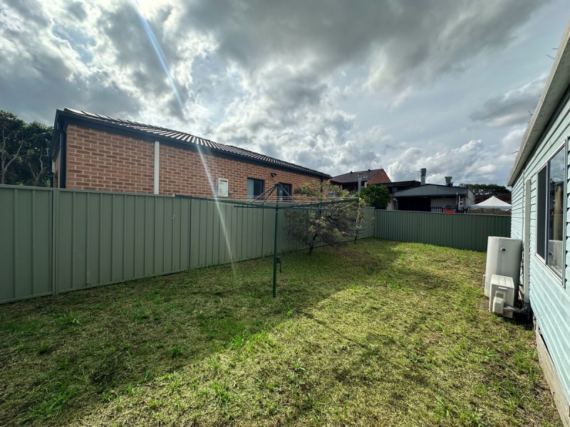 9b Monash Road, Blacktown NSW 2148