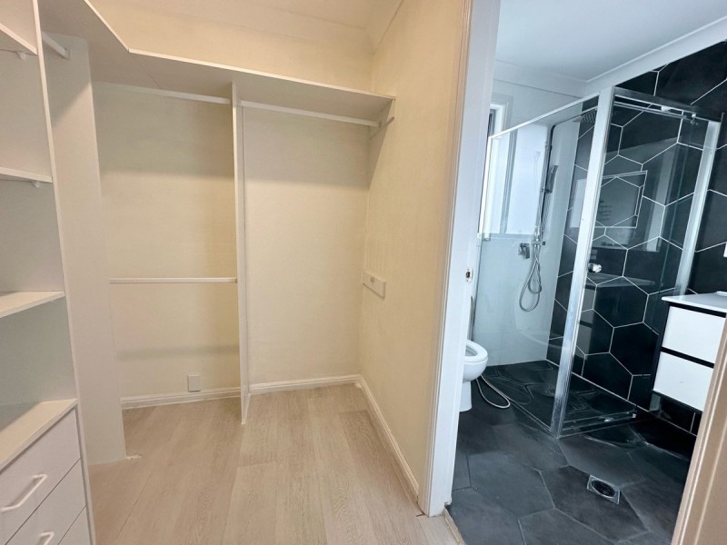 2 Emerald Road, Seven Hills NSW 2147